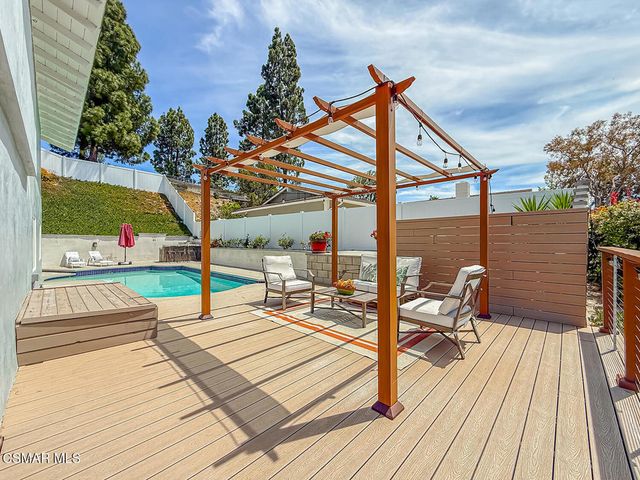 2443 Sapra Street, Thousand Oaks, CA 91362