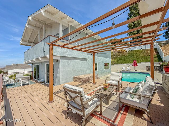 2443 Sapra Street, Thousand Oaks, CA 91362