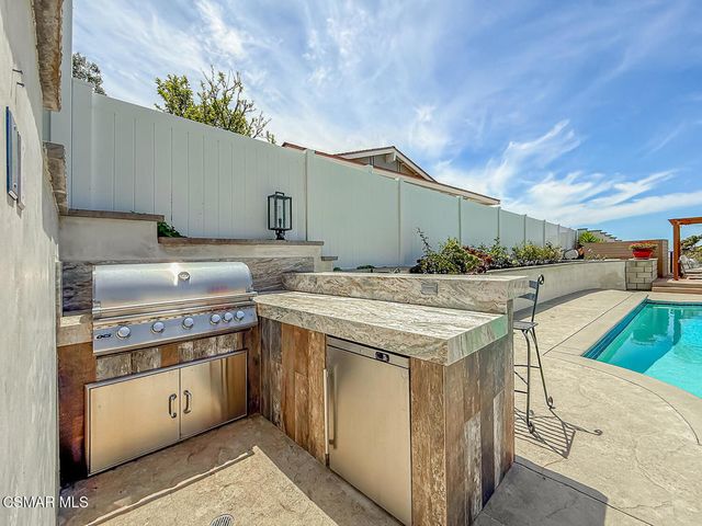 2443 Sapra Street, Thousand Oaks, CA 91362