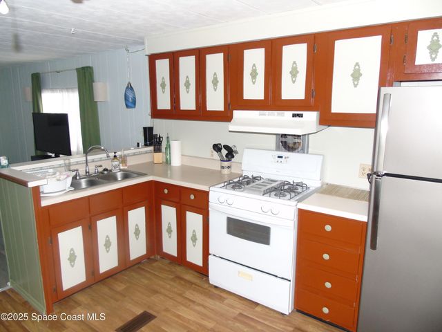 40 Annette Drive, Melbourne, FL 32904