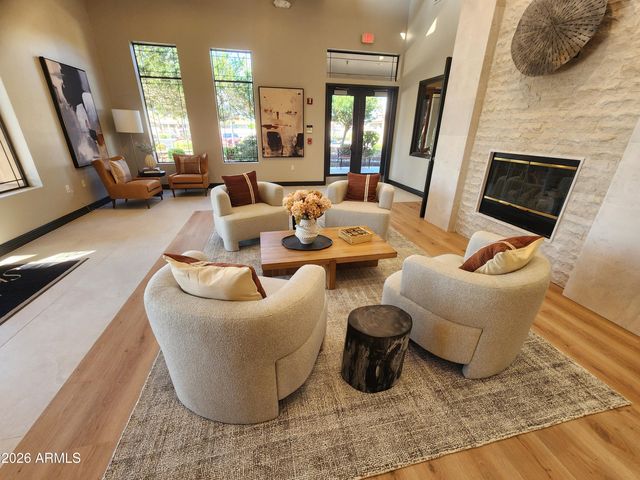 6836 S TAMARRON Way, Chandler, AZ 85249