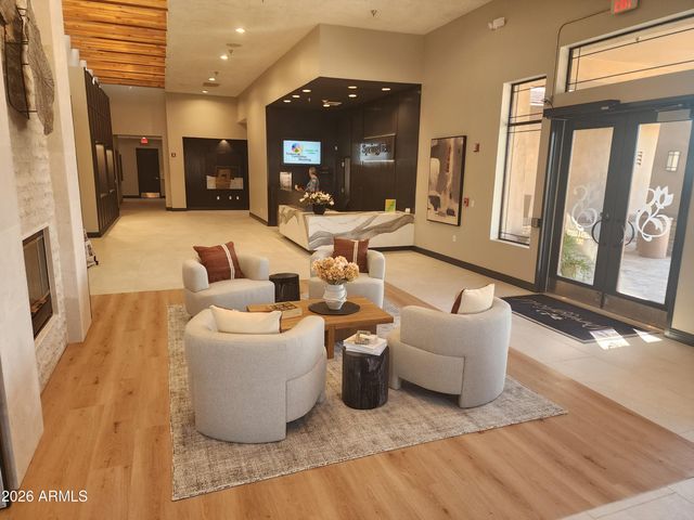 6836 S TAMARRON Way, Chandler, AZ 85249