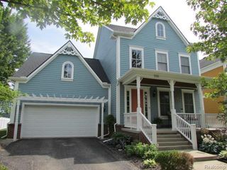 556 Mckinley Circle, Canton, MI 48188