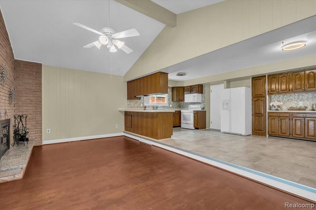 27739 Yvette Drive, Warren, MI 48088