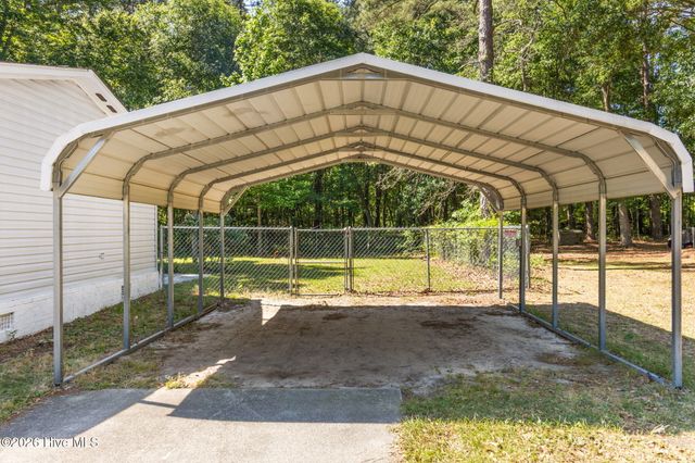 6568 Sandy Creek Road, Stedman, NC 28391