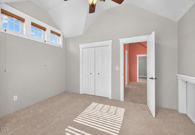 720 G Street, Jacksonville, OR 97530