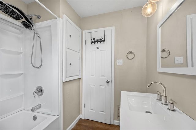 4522 SW Cherokee Ave, Lawton, OK 73505