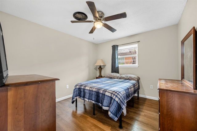 4522 SW Cherokee Ave, Lawton, OK 73505