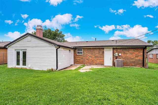 4522 SW Cherokee Ave, Lawton, OK 73505