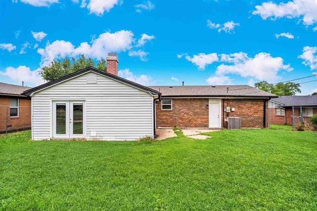 4522 SW Cherokee Ave, Lawton, OK 73505