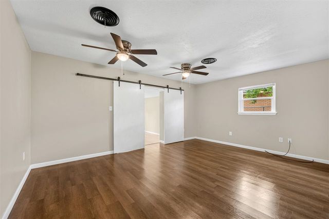 4522 SW Cherokee Ave, Lawton, OK 73505