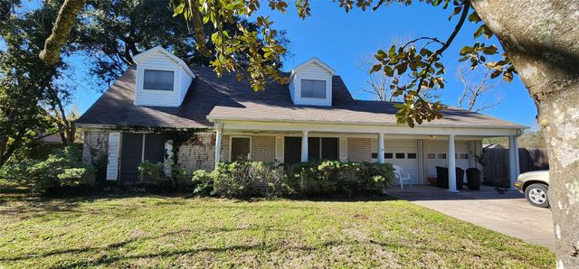 5312 Palm Drive, Dickinson, TX 77539