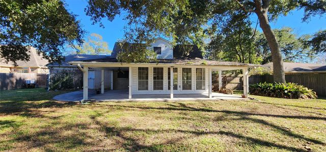 5312 Palm Drive, Dickinson, TX 77539