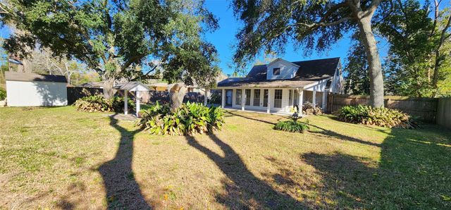 5312 Palm Drive, Dickinson, TX 77539
