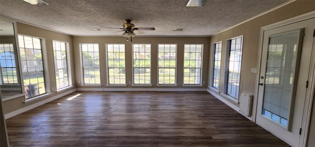 5312 Palm Drive, Dickinson, TX 77539