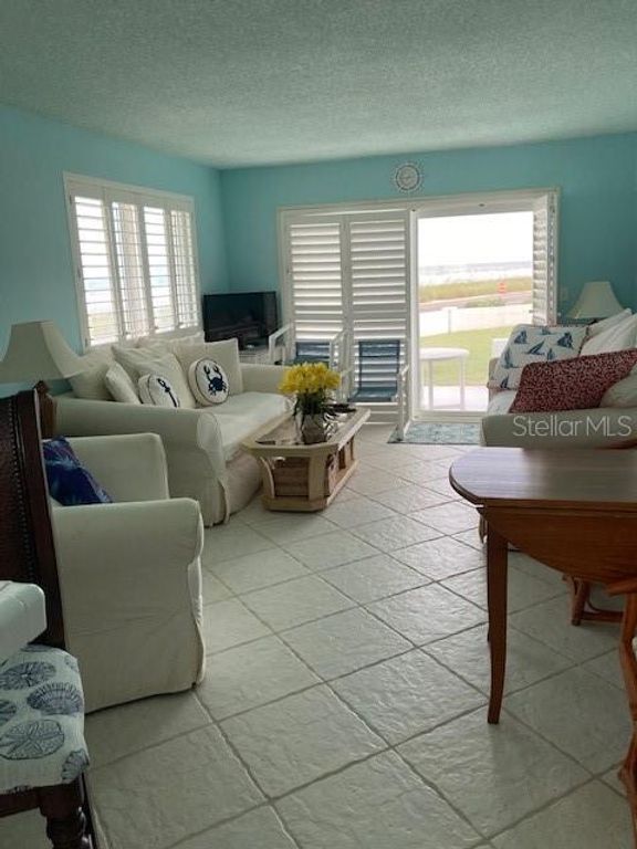 Image 10 of property listing at 3510 S OCEAN SHORE BOULEVARD 112, Flagler Beach, FL 32136
