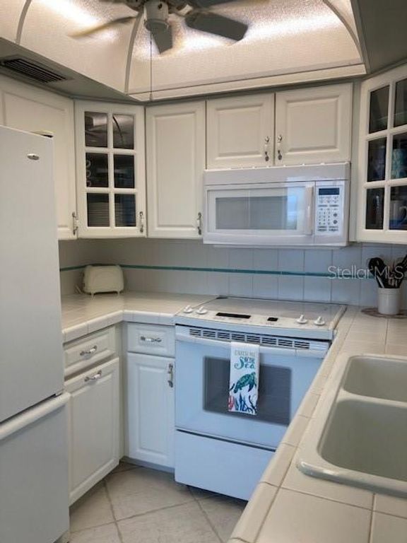Image 13 of property listing at 3510 S OCEAN SHORE BOULEVARD 112, Flagler Beach, FL 32136