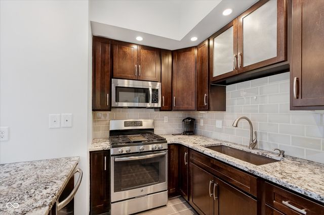 425 N College Avenue, Indianapolis, IN 46202