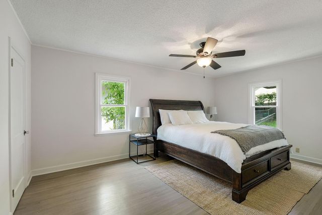 2530 W 50th Street, Minneapolis, MN 55410