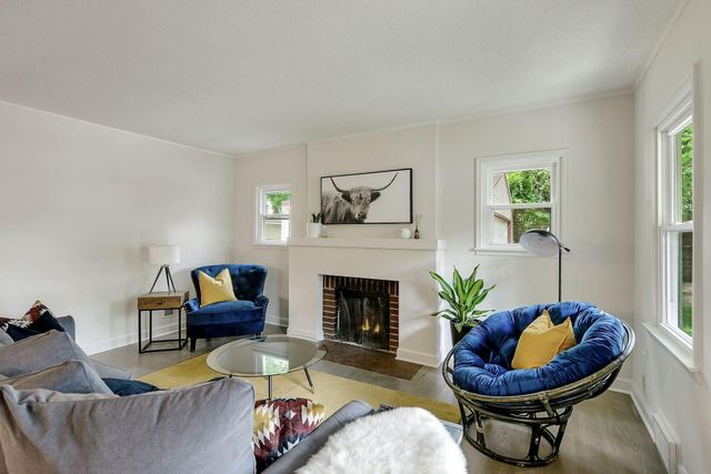 2530 W 50th Street, Minneapolis, MN 55410