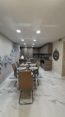 2333 Brickell Ave 1814, Miami, FL 33129