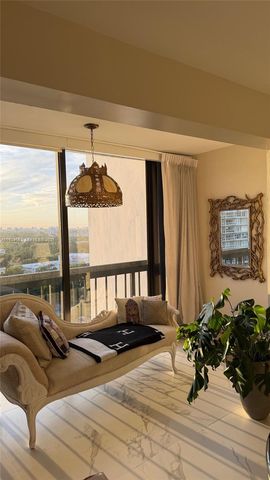 2333 Brickell Ave 1814, Miami, FL 33129