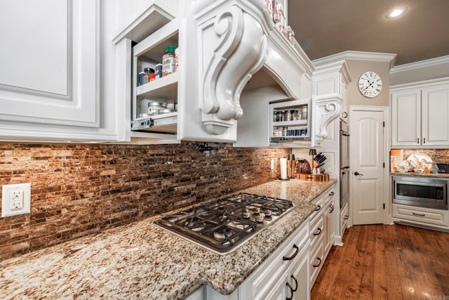 2008 Boulder, Little Rock, AR 72210