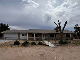 9979 5th Avenue, Hesperia, CA 92345