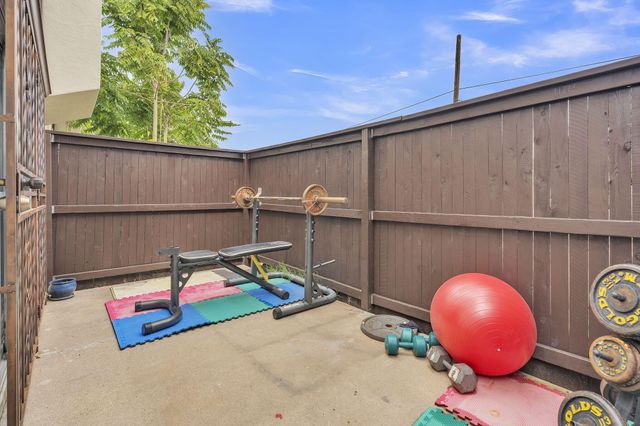 1601 Pennsylvania Street NE O1, Albuquerque, NM 87110
