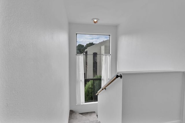 1601 Pennsylvania Street NE O1, Albuquerque, NM 87110