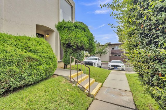 1601 Pennsylvania Street NE O1, Albuquerque, NM 87110