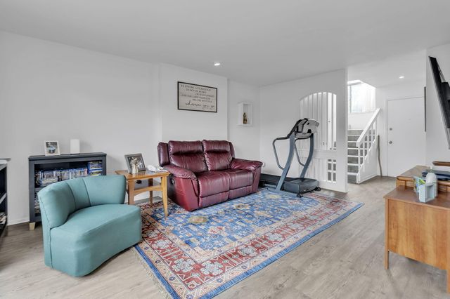 1601 Pennsylvania Street NE O1, Albuquerque, NM 87110