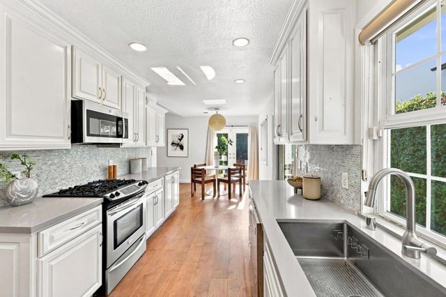 115 Walnut Street, Menlo Park, CA 94025