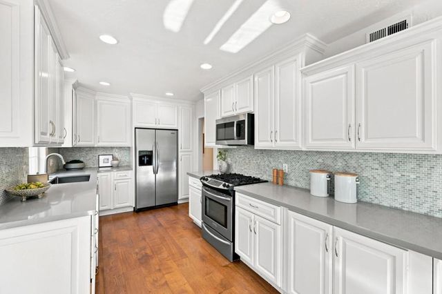 115 Walnut Street, Menlo Park, CA 94025
