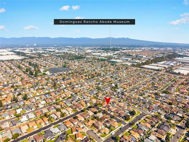 20010 Earlie Avenue, Carson, CA 90746