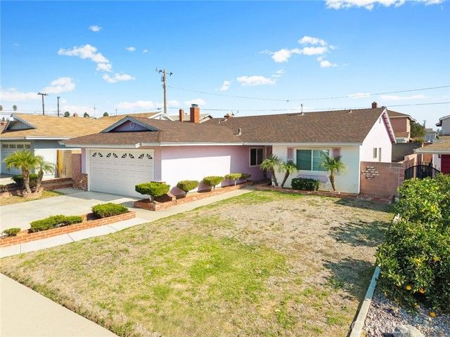 20010 Earlie Avenue, Carson, CA 90746