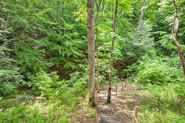 285 Julep Circle, Ellijay, GA 30540