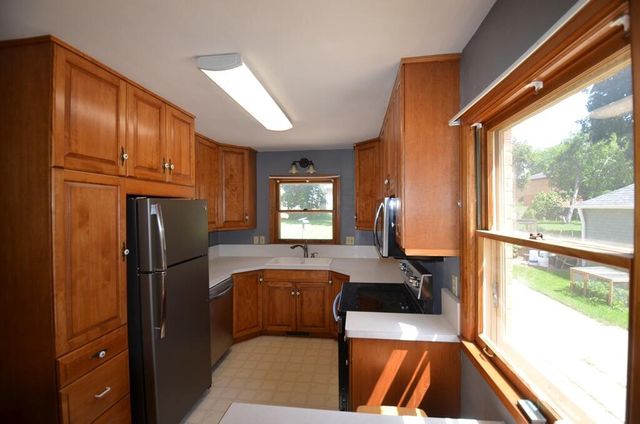 956 W Conger STREET, Whitewater, WI 53190