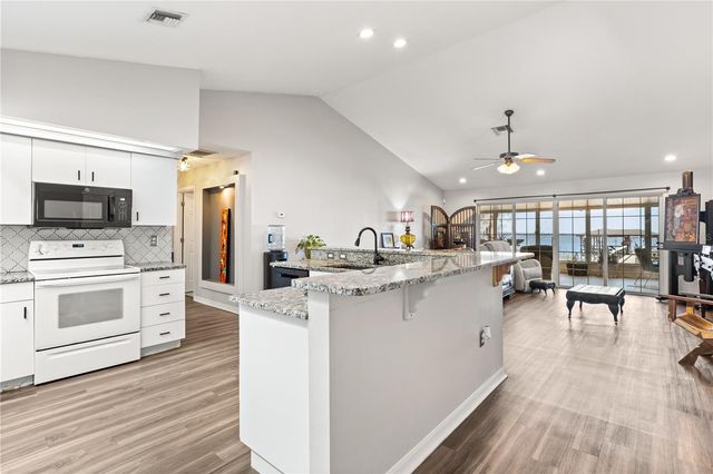 38436 LANGLOIS PLACE, Leesburg, FL 34788