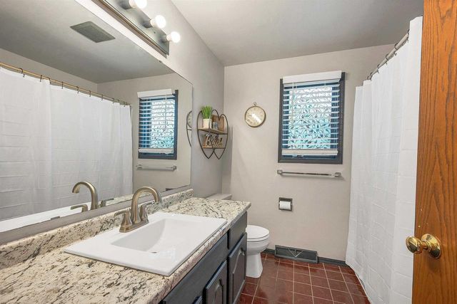 2730 AQUARIUS ROAD, Green Bay, WI 54311