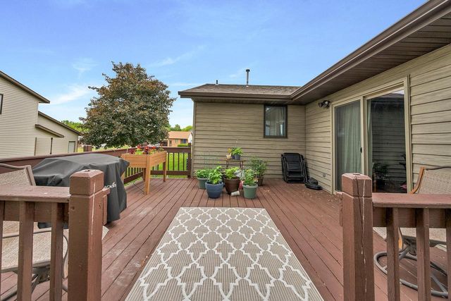 2730 AQUARIUS ROAD, Green Bay, WI 54311