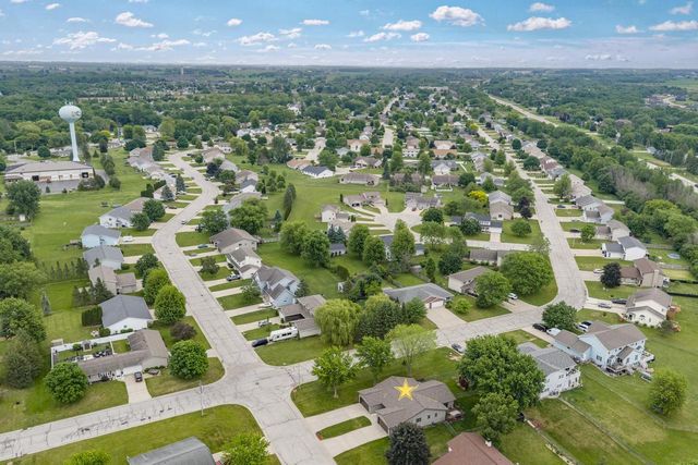 2730 AQUARIUS ROAD, Green Bay, WI 54311