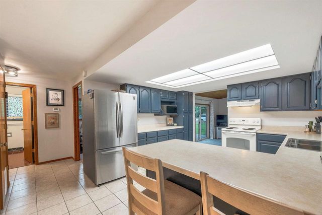 2730 AQUARIUS ROAD, Green Bay, WI 54311