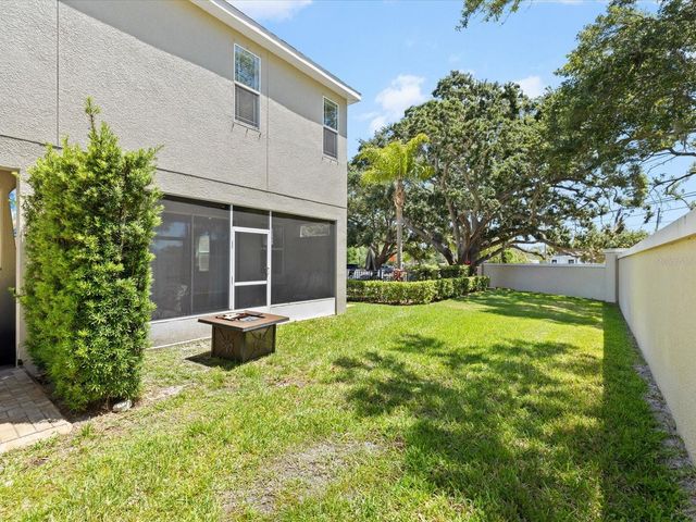 450 HARBOR SPRINGS DRIVE, Palm Harbor, FL 34683