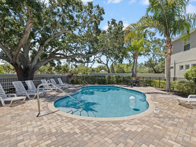 450 HARBOR SPRINGS DRIVE, Palm Harbor, FL 34683