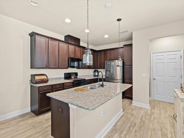 450 HARBOR SPRINGS DRIVE, Palm Harbor, FL 34683