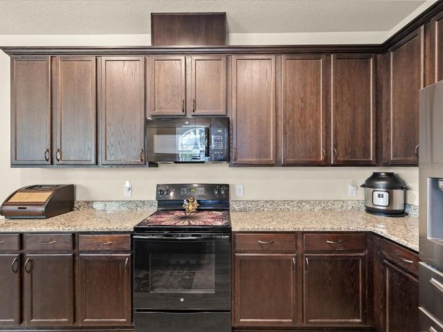 450 HARBOR SPRINGS DRIVE, Palm Harbor, FL 34683