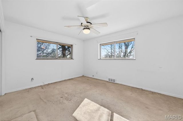 62 Harneywold Drive, St Louis, MO 63136