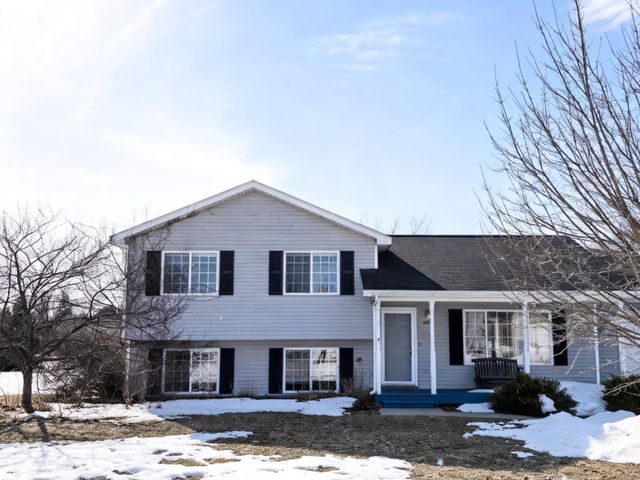 2392 Woodcock Lane, Traverse City, MI 49685