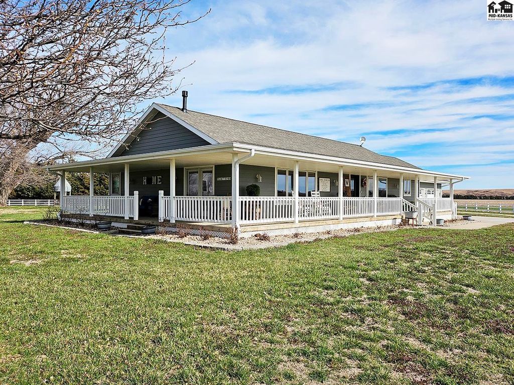 372 Wells Fargo Rd